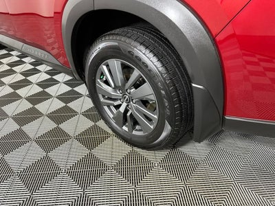 2023 Nissan Pathfinder SV Black Appearance Package