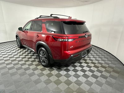 2023 Nissan Pathfinder SV Black Appearance Package