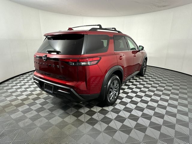 2023 Nissan Pathfinder SV Black Appearance Package