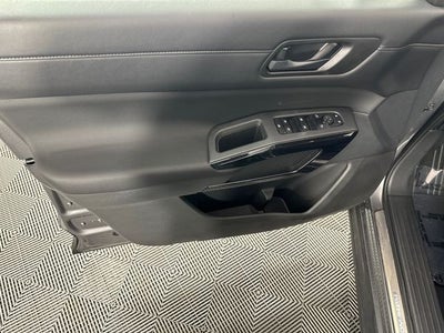 2023 Nissan Pathfinder SV Premium Package