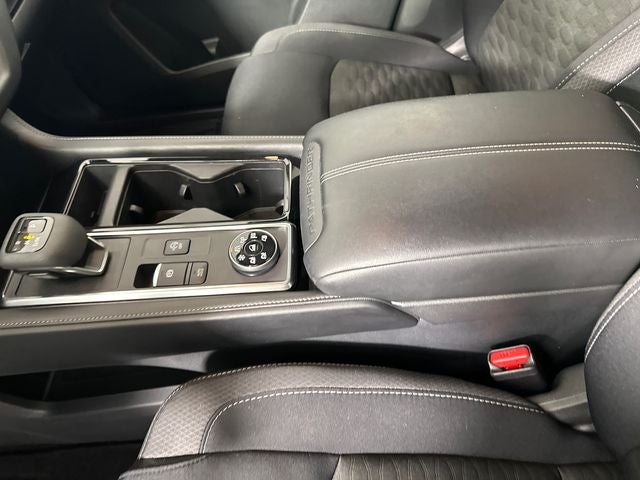 2023 Nissan Pathfinder SV Premium Package