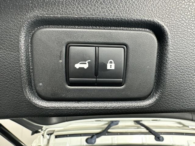 2023 Nissan Pathfinder SV Premium Package