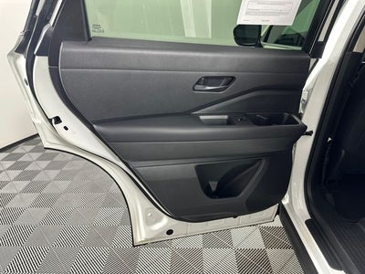 2023 Nissan Pathfinder SV Premium Package