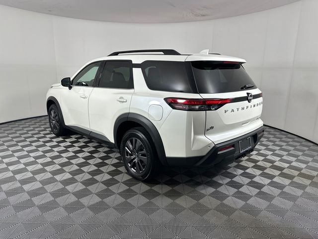 2023 Nissan Pathfinder SV Premium Package