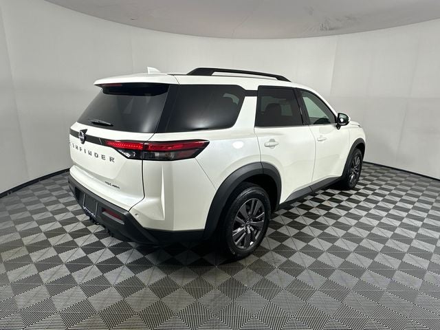 2023 Nissan Pathfinder SV Premium Package