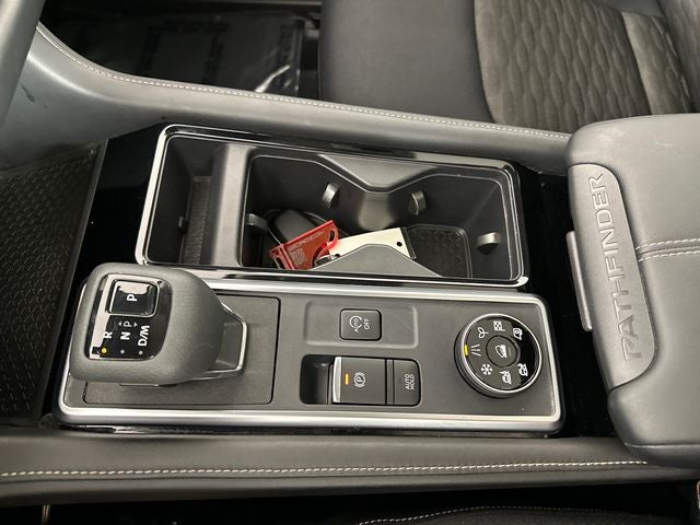 2023 Nissan Pathfinder SV Premium Package