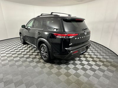 2023 Nissan Pathfinder SV Premium Package