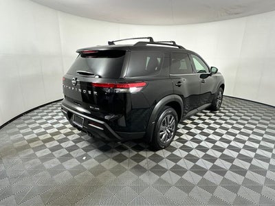 2023 Nissan Pathfinder SV Premium Package
