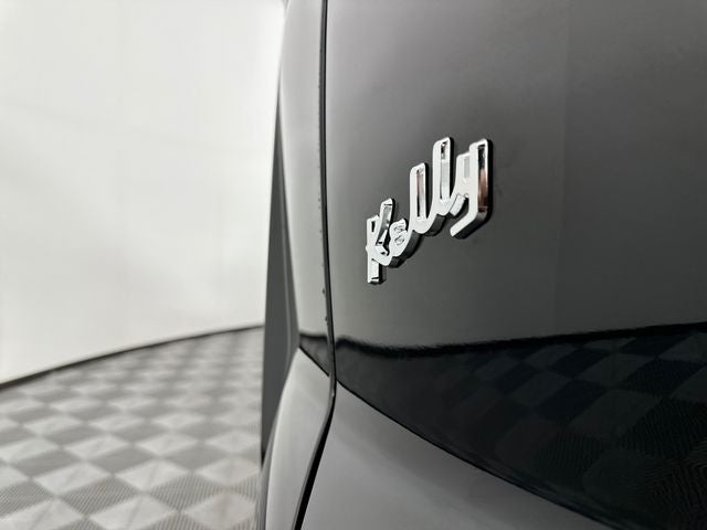 2023 Nissan Pathfinder SV Premium Package