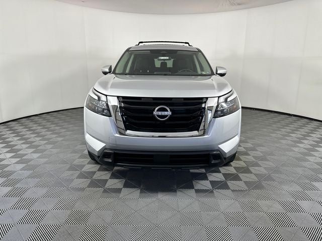 2023 Nissan Pathfinder SV Premium Package