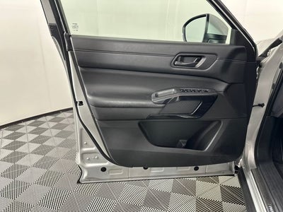 2023 Nissan Pathfinder SV Premium Package