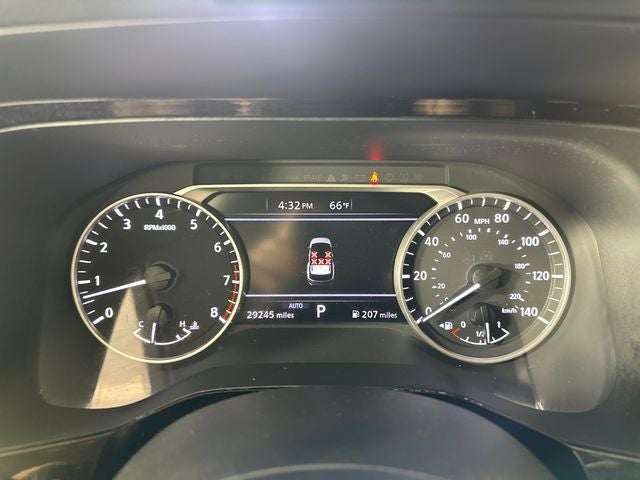 2023 Nissan Pathfinder SV Premium Package