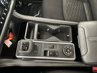 2023 Nissan Pathfinder SV Premium Package