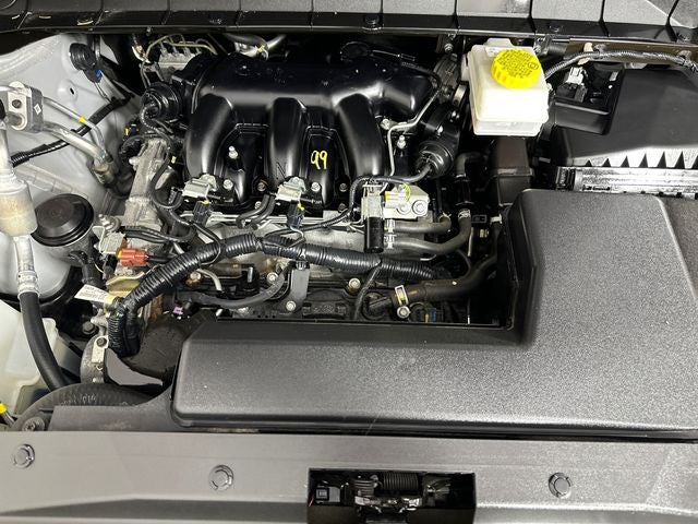 2023 Nissan Pathfinder SV Premium Package