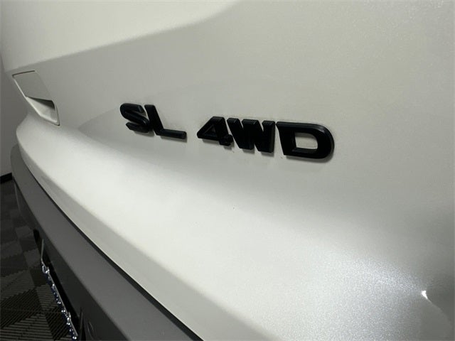 2023 Nissan Pathfinder SL Premium Package