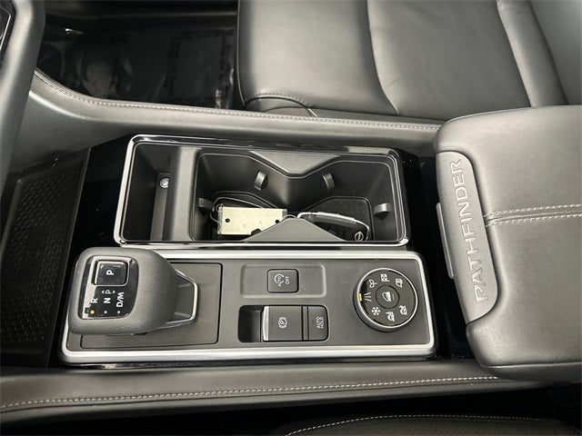 2023 Nissan Pathfinder SL Premium Package