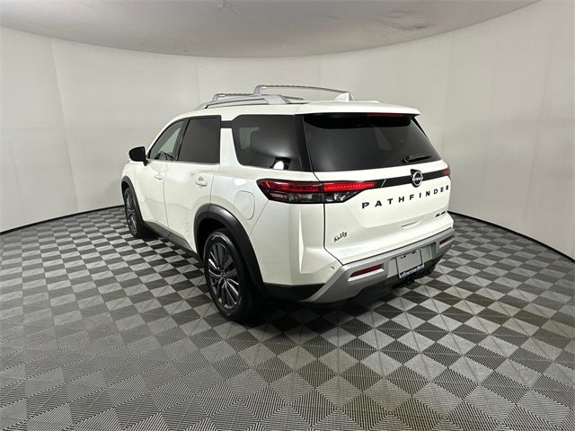 2023 Nissan Pathfinder SL Premium Package