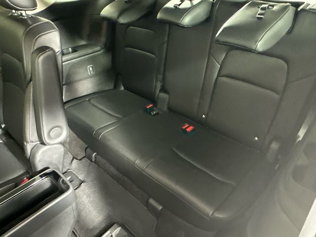 2023 Nissan Pathfinder SL Premium Package