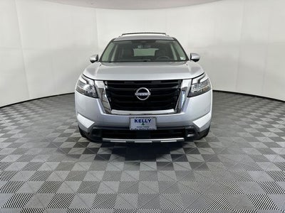 2023 Nissan Pathfinder SL Premium Package