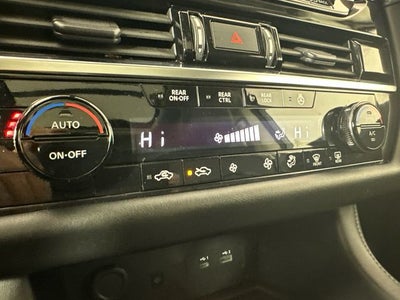 2023 Nissan Pathfinder SL Premium Package