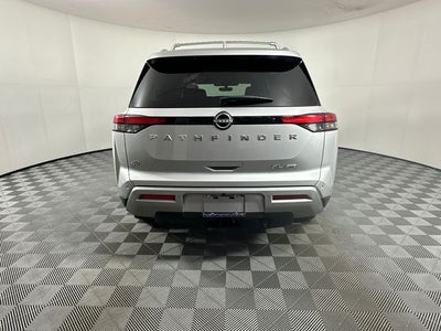 2023 Nissan Pathfinder SL Premium Package