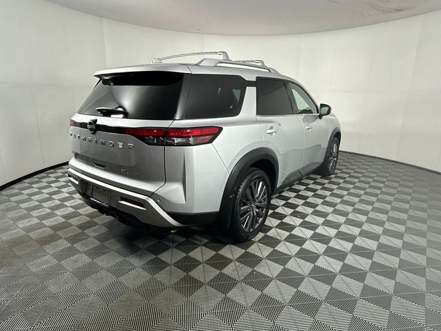 2023 Nissan Pathfinder SL Premium Package