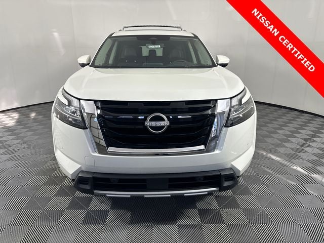 2023 Nissan Pathfinder SL Premium Package