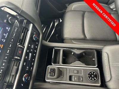 2023 Nissan Pathfinder SL Premium Package