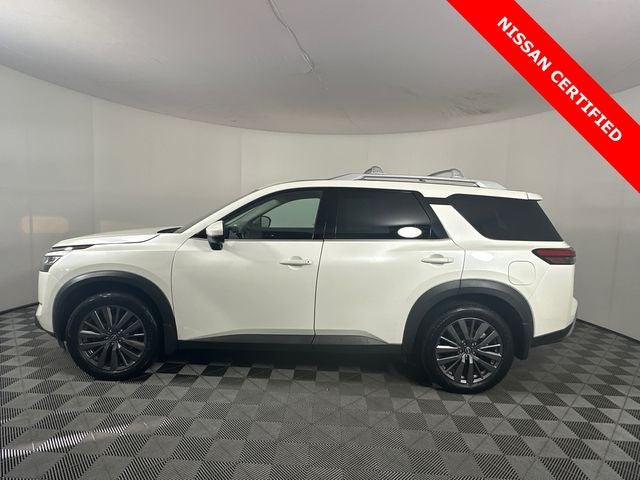 2023 Nissan Pathfinder SL Premium Package