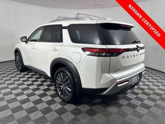 2023 Nissan Pathfinder SL Premium Package