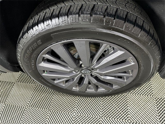 2023 Nissan Pathfinder SL Premium Package