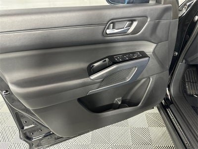 2023 Nissan Pathfinder SL Premium Package