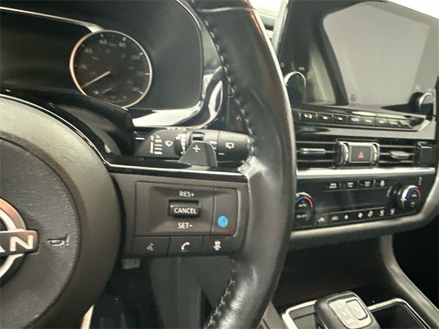 2023 Nissan Pathfinder SL Premium Package