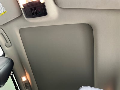 2023 Nissan Pathfinder SL Premium Package