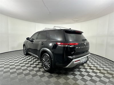 2023 Nissan Pathfinder SL Premium Package