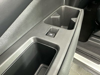 2023 Nissan Pathfinder SL Premium Package