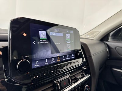 2023 Nissan Pathfinder SL Premium Package