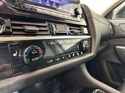 2023 Nissan Pathfinder SL Premium Package