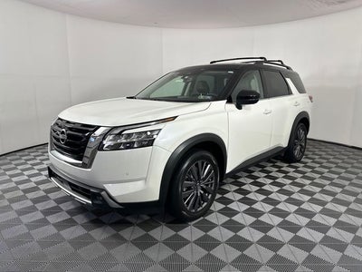 2023 Nissan Pathfinder SL Premium Package