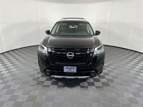 2023 Nissan Pathfinder SL Premium Package