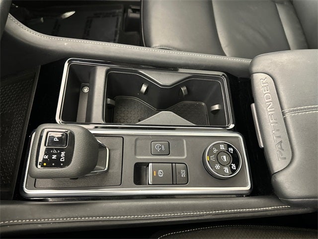 2023 Nissan Pathfinder SL Premium Package