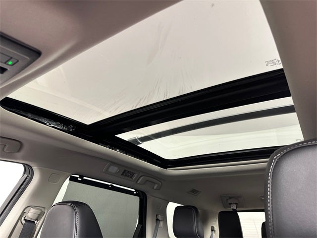 2023 Nissan Pathfinder SL Premium Package