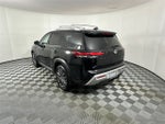 2023 Nissan Pathfinder SL Premium Package