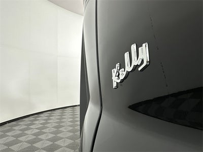 2023 Nissan Pathfinder SL Premium Package