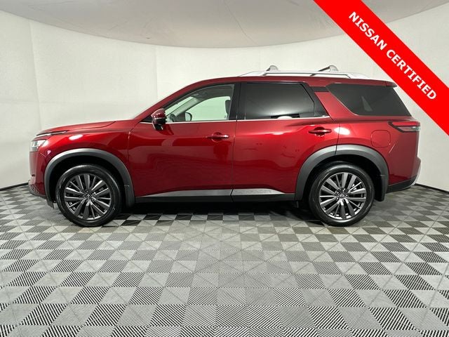 2023 Nissan Pathfinder SL Premium Package