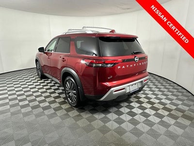 2023 Nissan Pathfinder SL Premium Package