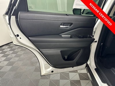 2024 Nissan Pathfinder SL Premium Package