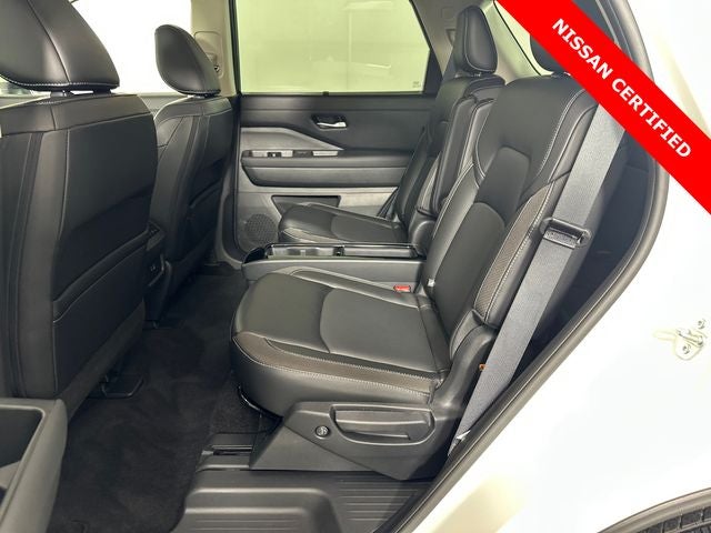 2024 Nissan Pathfinder SL Premium Package