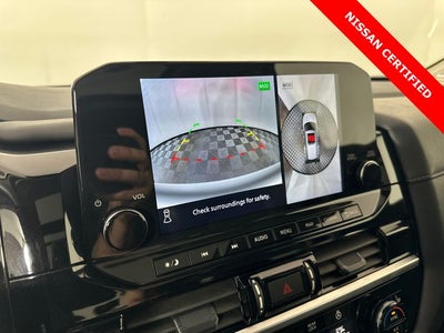 2024 Nissan Pathfinder SL Premium Package