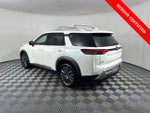 2024 Nissan Pathfinder SL Premium Package
